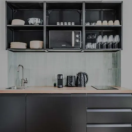 Charming Flat - 1br 4p - Voltaire Nation *